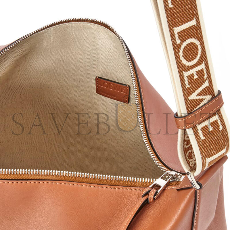 LOEWE CUBI CROSSBODY BAG IN SUPPLE SMOOTH CALFSKIN AND JACQUARD B906K70X01 (44*30*18cm)